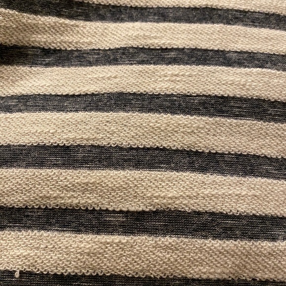 Banana Republic tshirt dress with pockets - Picture 4 of 4